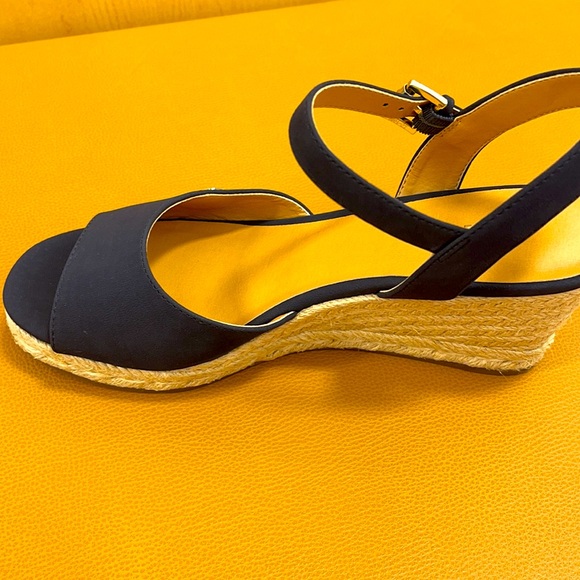 Tommy Hilfiger TWGallie-M Dark Blue Wedge Sandals - Picture 2 of 7